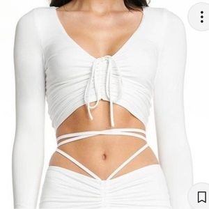 I.AM.GIA i am gia long sleeve cropped crop halo top in white